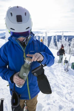 Klean Kanteen Edelstahl Isolierflasche Classic 592ml Loop Cap - Fresh Pine Matt (dunkelgrün) -Schulbedarf 44088