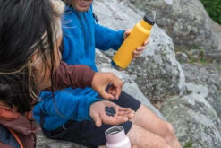 Edelstahl Isolierflasche Klean Kanteen Classic 592ml Loop Cap, Black Camo -Schulbedarf 58794